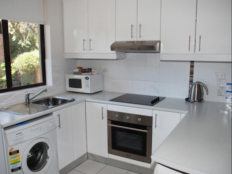 Manuka Park Serviced Apartments Canberra Esterno foto